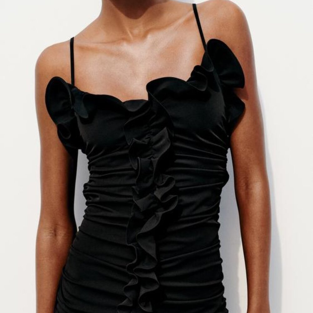 NWOT BLACK MINI RUFFLED RUCHED DRESS - Picture 2 of 10